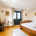 Gabronka Hostel