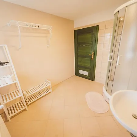 Hostel Gabronka