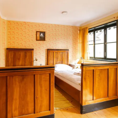 Hostel Gabronka *