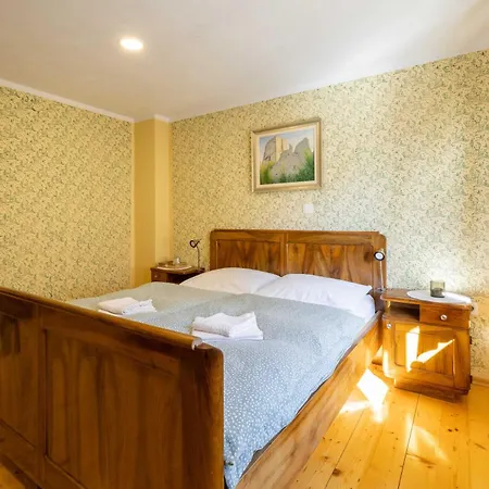 Hostel Gabronka