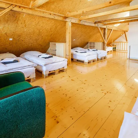 Gabronka Hostel *